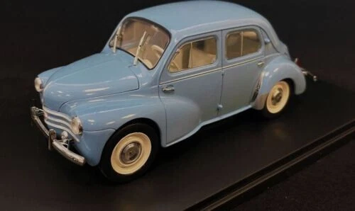 Atlas Editions Ex Magazine Die Cast 1:24 Echelle Renault 4cv - Bleu NE001