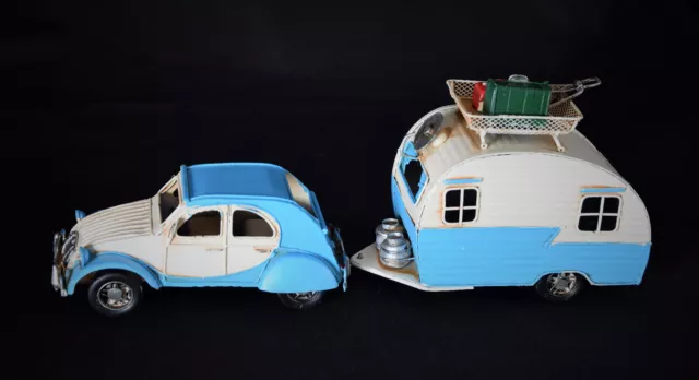 Citroen 2CV mit Wohnwagen Blechmodell Modell  Metall Auto Caravan Retro