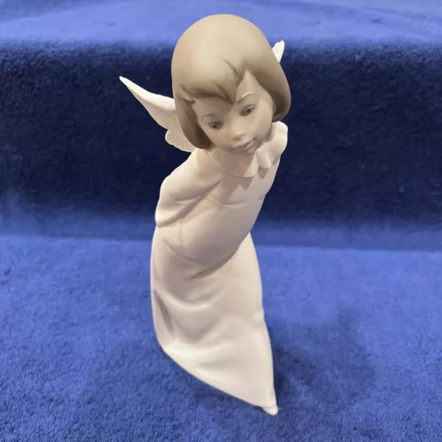 Lladro "Curious Angel" with Lantern Figurine #4960 Matte Finish 9.5” Tall