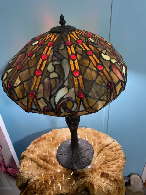 Vintage/Older Tiffany style LAMP Accent lamp Stained Glass table lamp