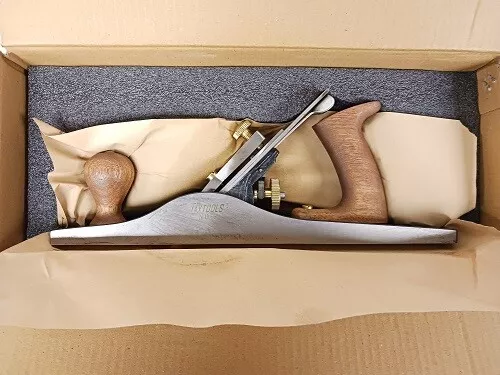 NEW Taytools 469607 Jack Smoothing Bench Hand Plane #5, 14-1/4 Inch Sole