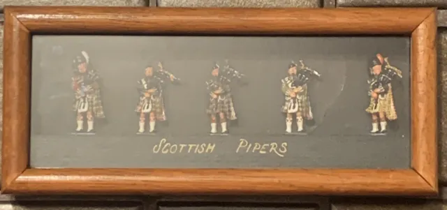 Old Toy Display Scottish Pipers Soldiers Miniature Figures Lead Pewter Wood box 2