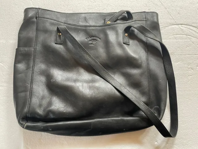 Ellington Black Leather Messenger Bag