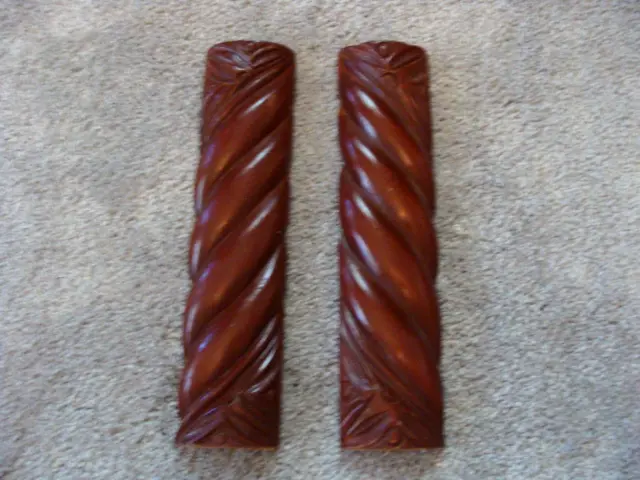 11.5" Pair of Vintage Solid Hardwood Pillars Columns/Balusters Mahogany Finish