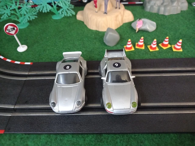 2 PORSCHE pour circuit voitures électrique toutes marques 1/43  dont ARTIN 6/10V