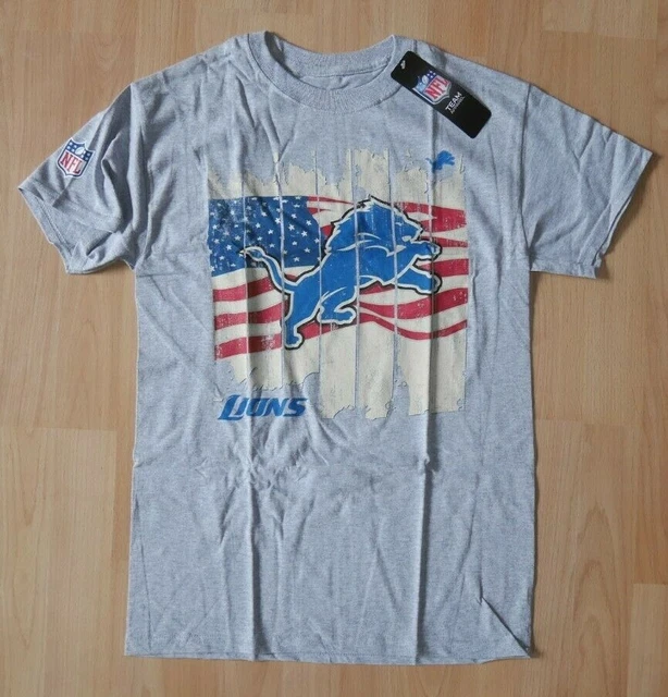 T-SHIRT FANWEAR NUOVA/IMBALLO ORIGINALE: DETROIT LIONS NFL! ABBIGLIAMENTO SQUADRA! BANDIERA USA! Tg. S -XXL