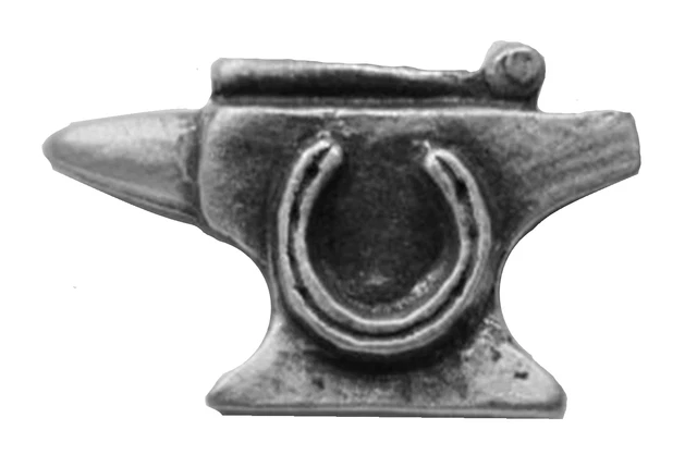 Blacksmith de Maréchal-ferrant Enclume Petit Étain Broche Badge