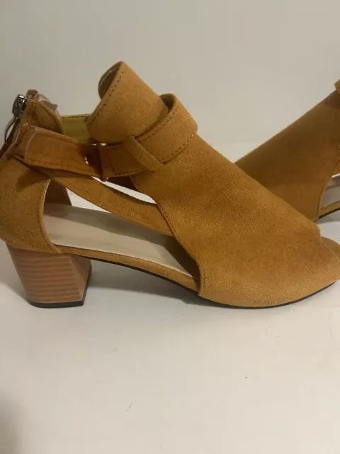 WOMENS HIGH HEEL Sandals Size 9.5 $5.00 - PicClick