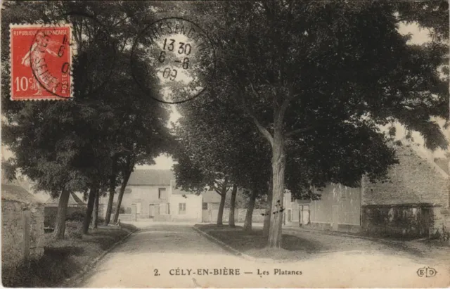CPA CÉLY-EN-BIERE Les Platanes (924863)