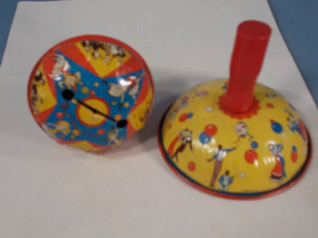 Vintage pair Tin/Metal Party Noise Makers New Year's Eve- US Metal Toy Mfg Co