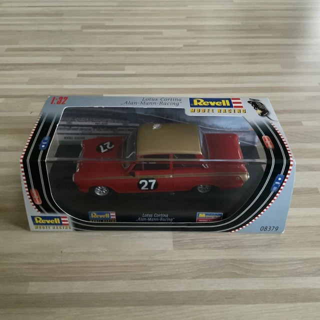 Slot Car Lotus Cortina #105 Oulton Park 1965 J. Clark - Revell/Monogram 1/32