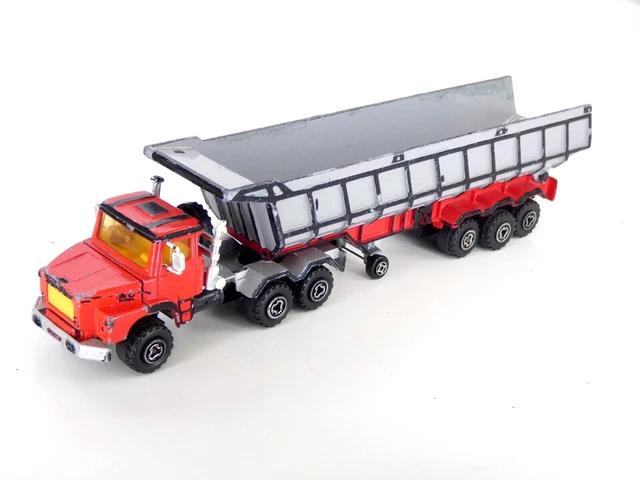 Camion à Benne Majorette Komatsu 1/60 - Vert - Année 1970 - Occasion Vintage
