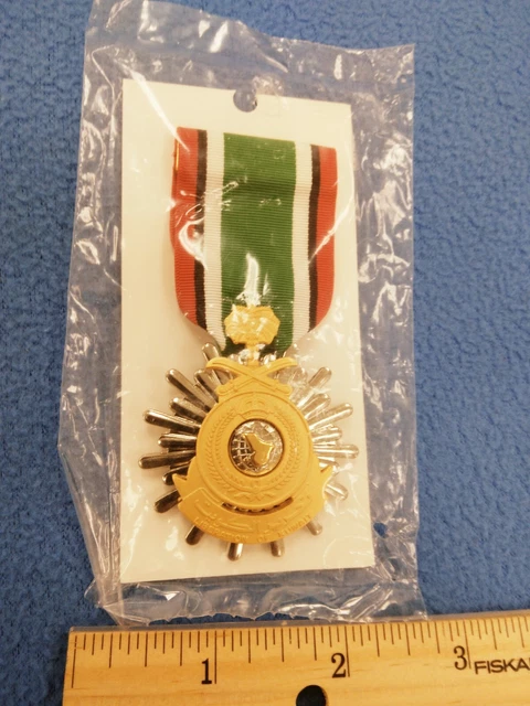 Kingdom of Saudi Arabia Kuwait Liberation Medal - Desert Storm Gulf War - G-27
