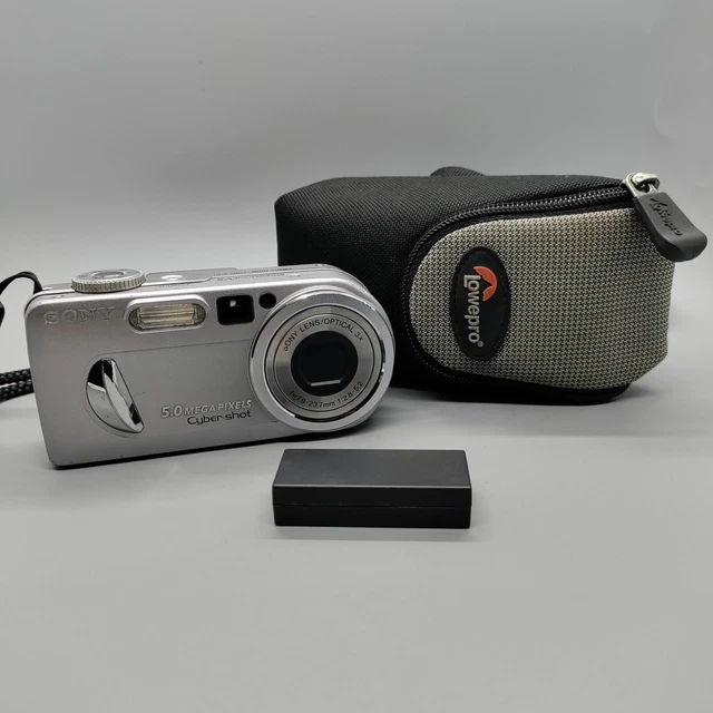 Sony Cybershot DSC-P10 5,0 megapixel fotocamera digitale compatta argento testato