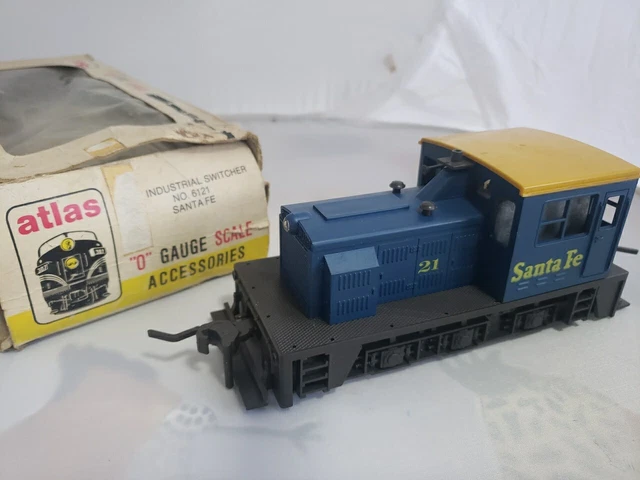ATLAS 'O' SCALE No 6121 Santa Fe INDUSTRIAL SWITCHER DIESEL LOCO