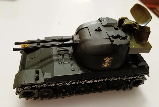 SOLIDO MILITAIRE 249 char AMX bitube anti aérien restauration