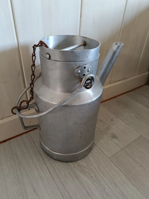 Quatre pots à lait en faïence anglaise lustrée de Jersey XI