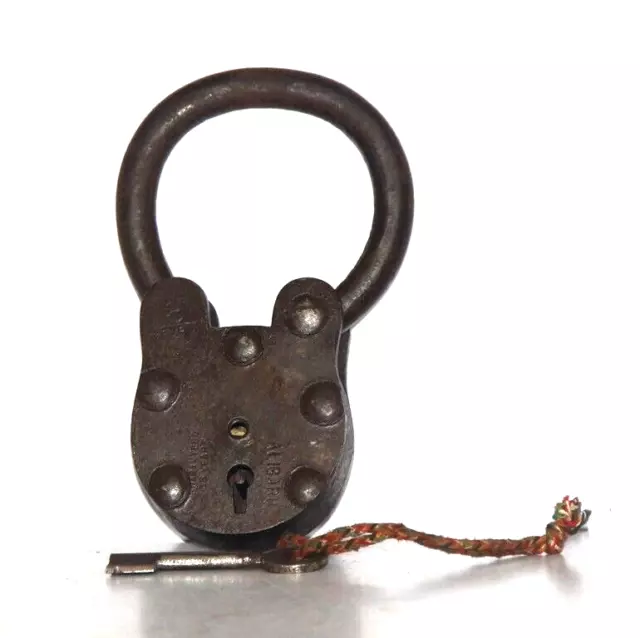 Vintage Iron 8-Lever Beautiful Unique Shape ALIGARHI Padlock With 1Key 5305