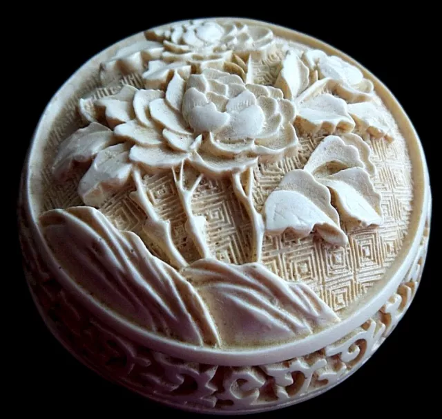 Antique Chinese White Hand Carved Roses Cinnabar Lacquer Trinket Box