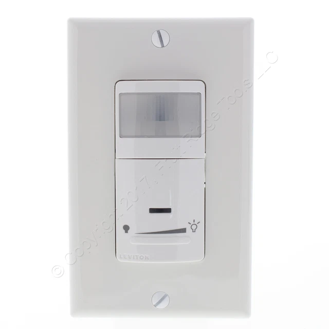 New Leviton White Dimming Motion Sensor 1-Pole/3-Way Switches On/Off IPSD6-ODW