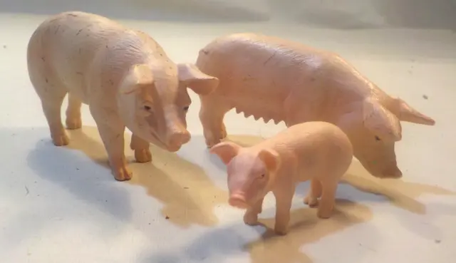 3 Schleich Pink Pigs Sow Hog piglet Farm Animal Figure toy lot