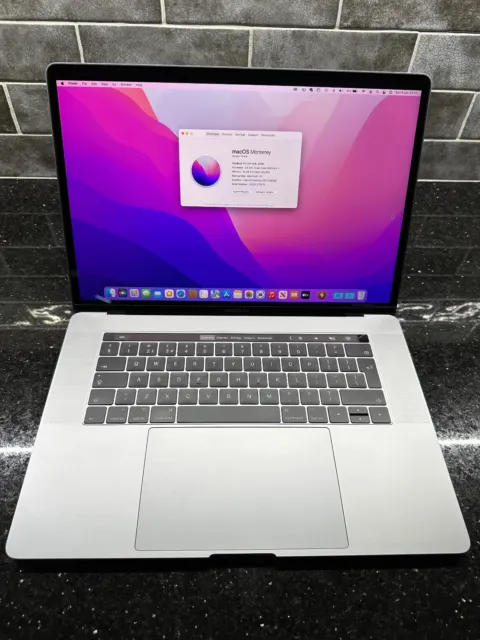 Apple MacBook Pro (15-inch, 2016), Intel i7, 16GB, 256GB, Space Grey, Touch Bar