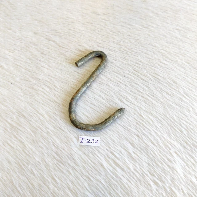 1920s Vintage Iron Wall Hook Hanger Rich Patina Decorative Collectible I232
