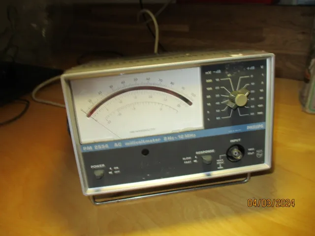 Philips PM 2554 AC Millivoltmeter Voltmeter 2Hz- 12MHz