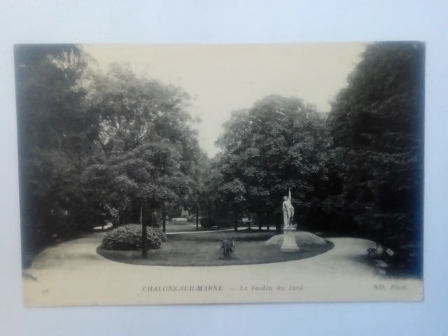 Cpa Chalon sur Marne Le Jardin du Jard 1917