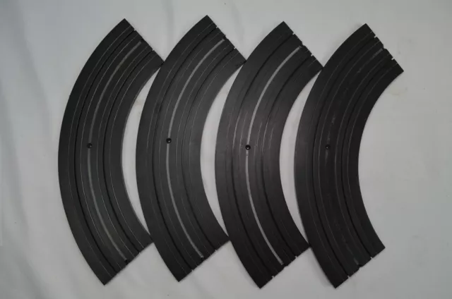 Aurora slot car track, 4 pieces, 9 inch radius, 1/4 section