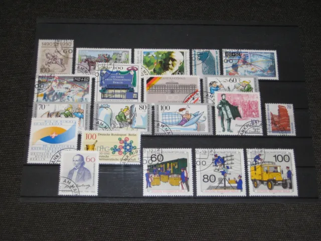 Briefmarken Berlin, Jahrgang 1990 komplett gestempelt, Michel 860 - 879