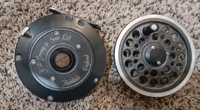 VINTAGE JW YOUNG & Sons 5/6 Fly Reel with Extra Spool and Backing