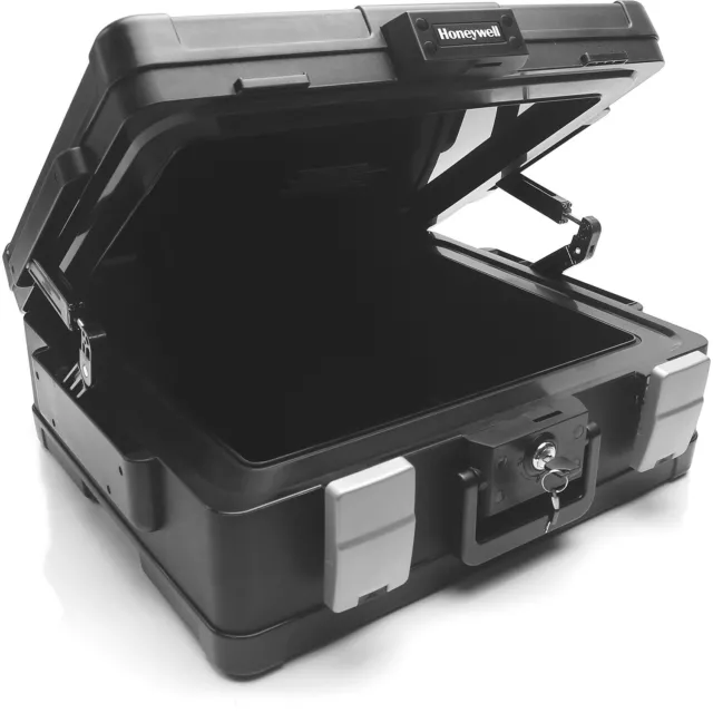 Honeywell 0.39 cu waterproof and fireproof chest 1114