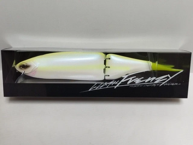 DRT Frenzy ♯QUEEN Frenzy – The Hook Up Tackle