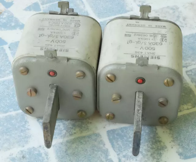 2X Siemens 3NA1436 fusible Taille 3 gL-gI 630A 500V lot de 2