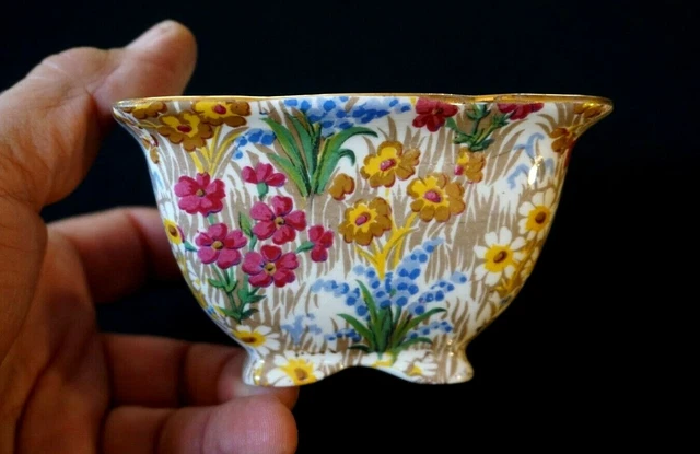 Beautiful Royal Winton Grimwades Chintz Marguerite Gold Sugar Bowl