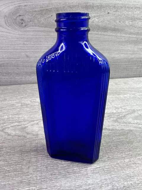 VINTAGE SCREW TOP Cobalt Blue Glass Bottle Ribbed Sides 6.75