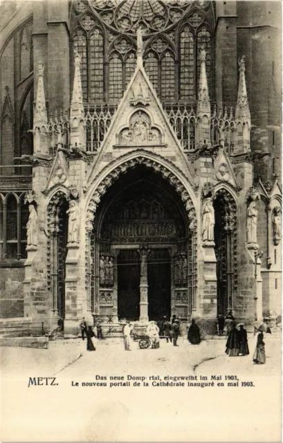 CPA Moselle METZ La Cathedral New Portal (984446)