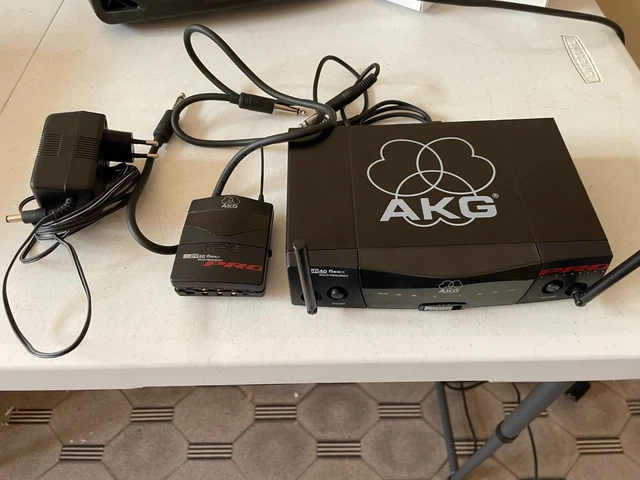 AKG SR40 proflexx instrument set wireless guitar system