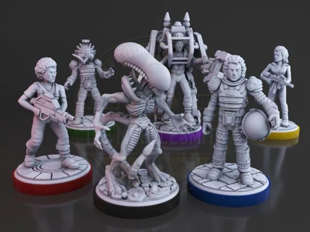 Alien and Ripley´s miniatures for tabletop, display and painting...