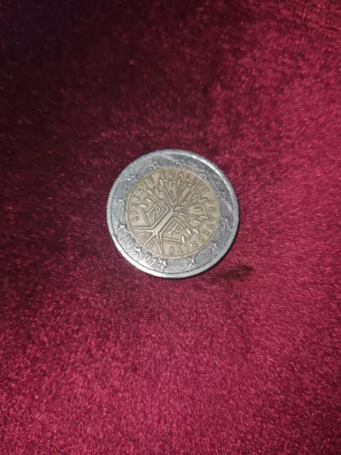 pièce 2 euros france 2001 arbre de vie rare. fouté