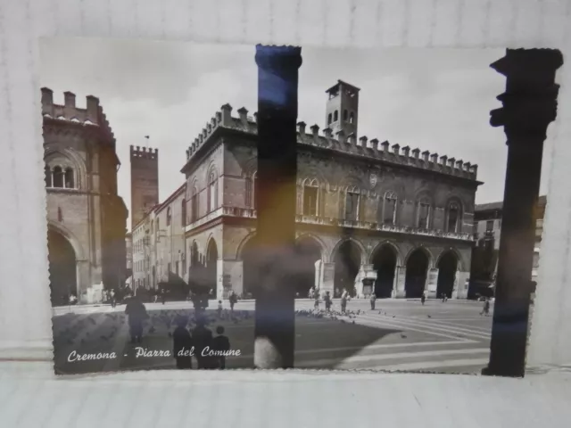 Vecchia cartolina foto d epoca di CREMONA PIAZZA DEL COMUNE PALAZZI STRADE VIA