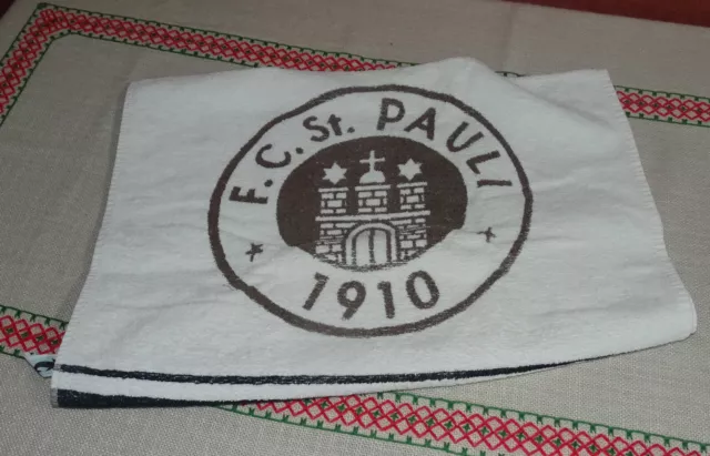 Handtuch mit Emblem von FC St. Pauli