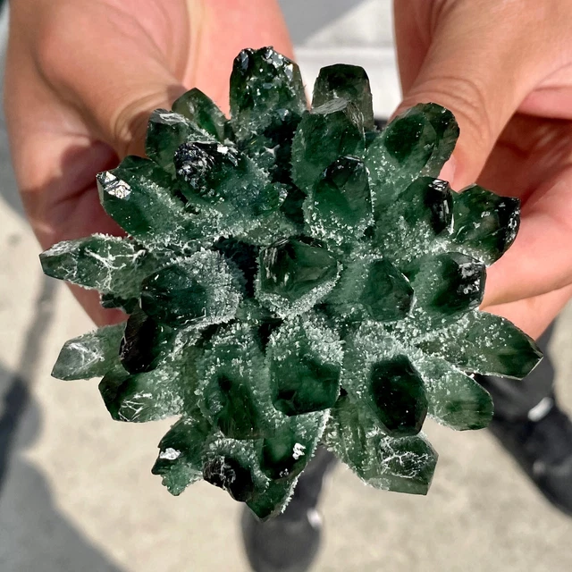 348G New Find Green Phantom Quartz Crystal Cluster Mineral Specimen Healing 8