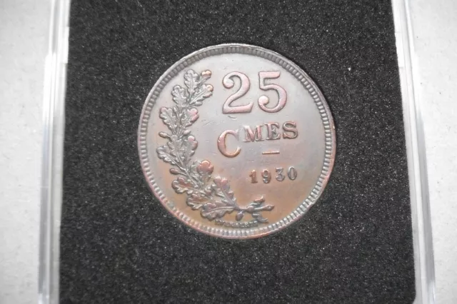 LUXEMBURG: 25 Centimes 1930, GEKRÖNTES WAPPEN, Bronze, Vzgl. in Quadrum-Kapsel