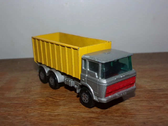 MAJORETTE DAF 2600 Camion avec remorque EUR 49,99 - FR
