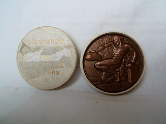 2 ANCIENNE MÉDAILLE ART DÉCO EN BRONZE SIGNÉE TURIN, medal EUR 10,00