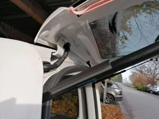 VW Caddy Regenrinnen Regenabweißer Heckklappe