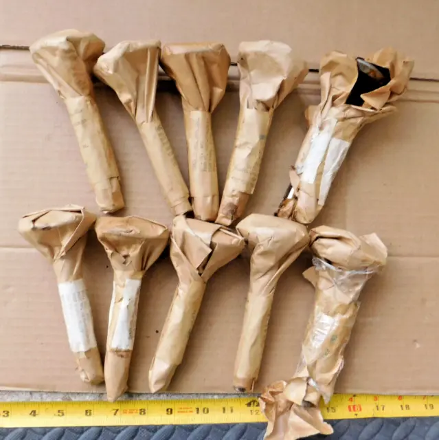 10 NEW ENGINE VALVES MAYBE FOR CIRCA 1960s CURTIS AIRPLANES