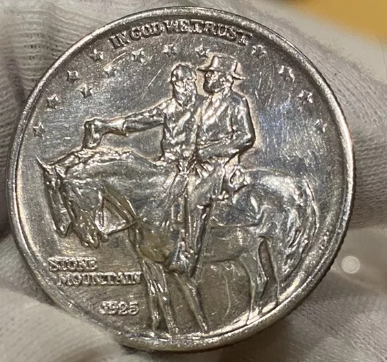 1925 Stone Mountain Half Dollar Commemorative Silver -- GEM BU++ Coin - Choice